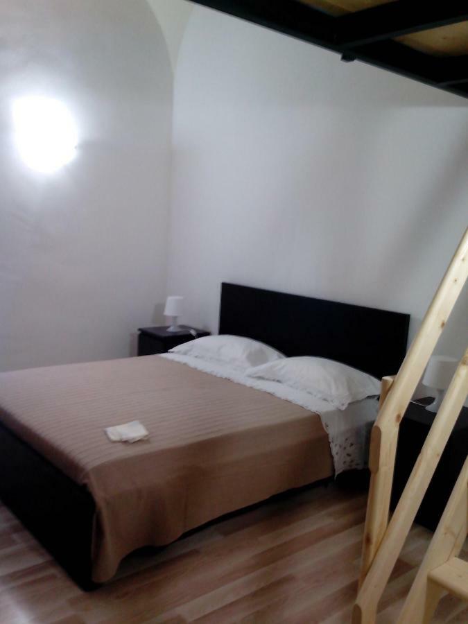 Happy Sunday Apartment Trani Ngoại thất bức ảnh